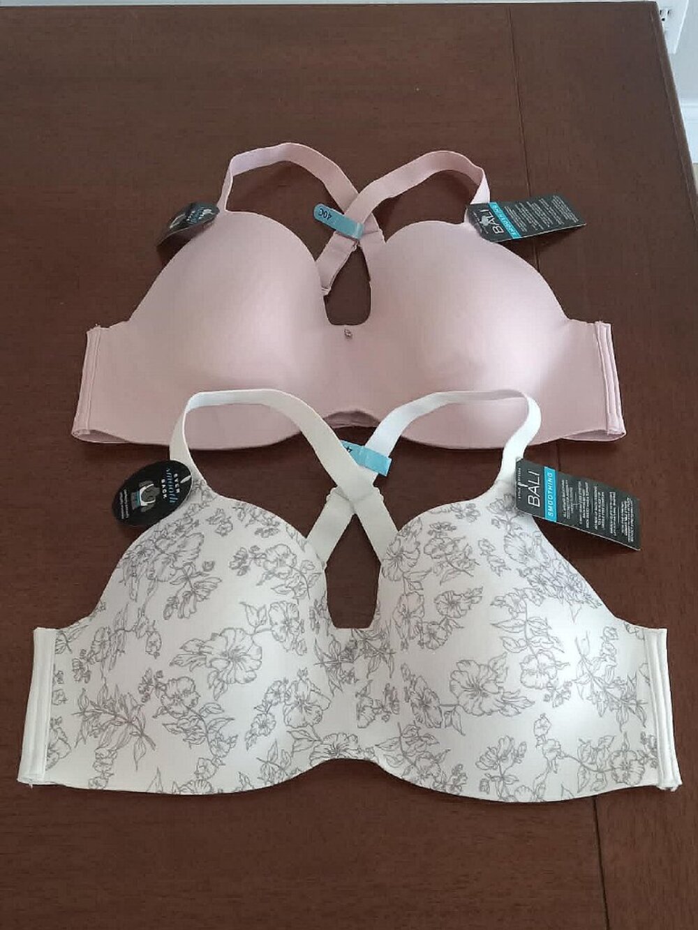 Bali One Smooth U® Ever Smooth Underwire Bra Lot of 2